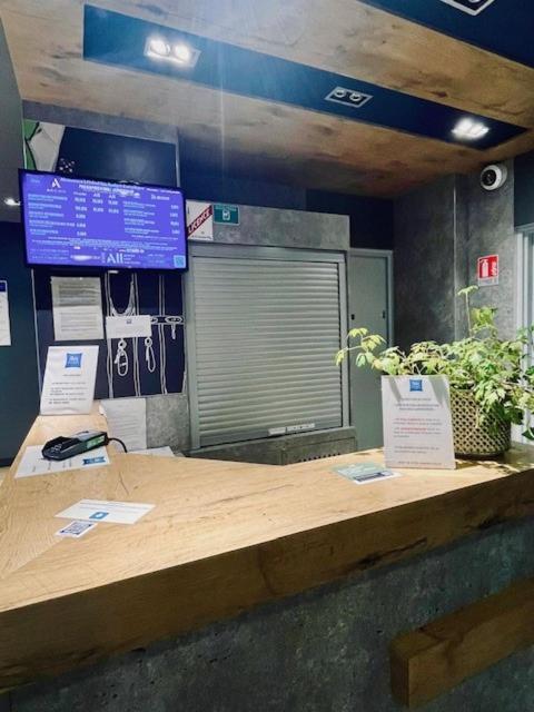 Ibis Budget Compiegne Centre-Ville Zewnętrze zdjęcie