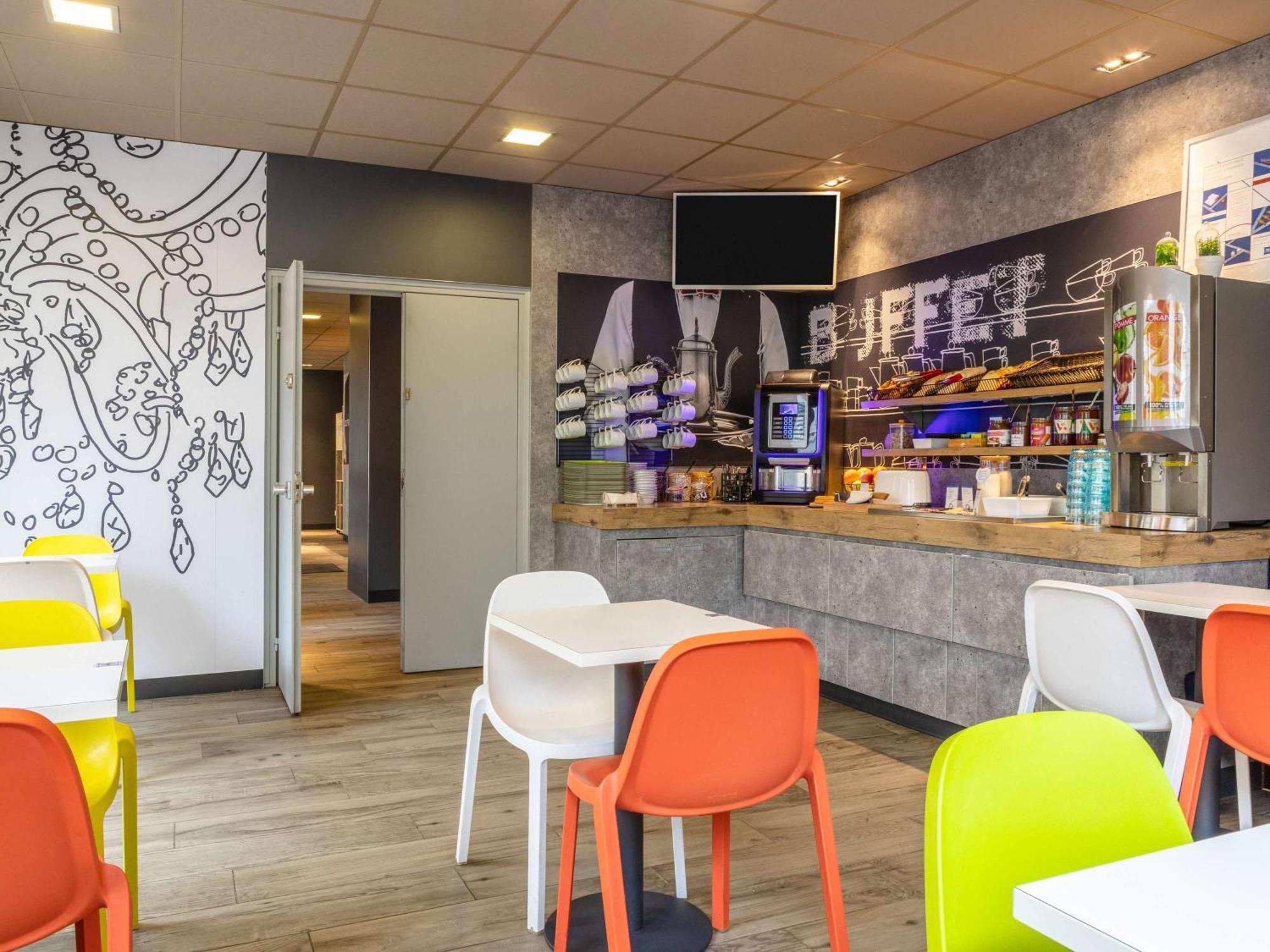 Ibis Budget Compiegne Centre-Ville Zewnętrze zdjęcie